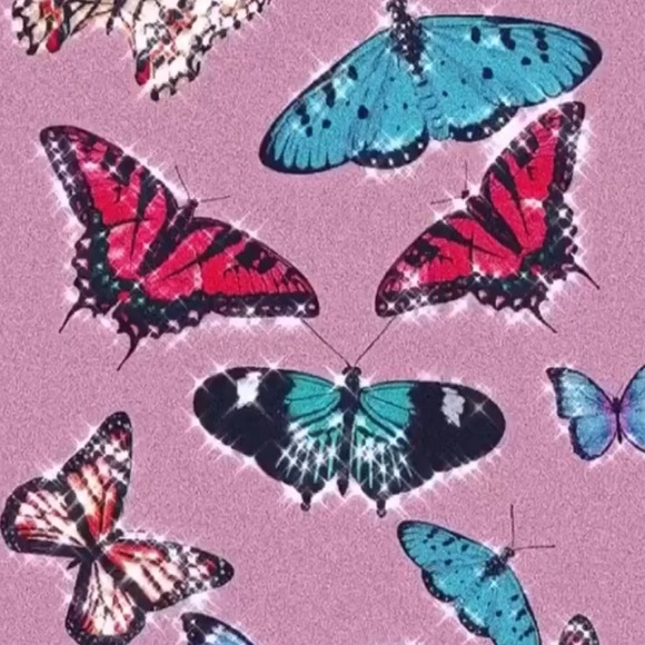 Meet your Posher, Katie - Picture 2 of 4